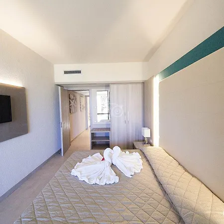 Mclub Alicudi 4*