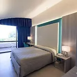 Mclub Alicudi 4*