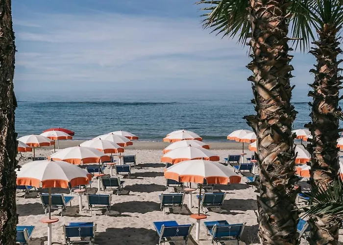 Mclub Alicudi מלון שאקה