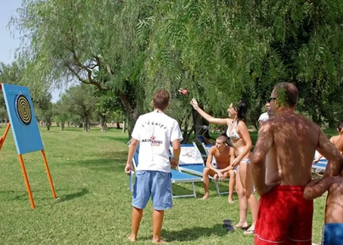 Mclub Alicudi מלון