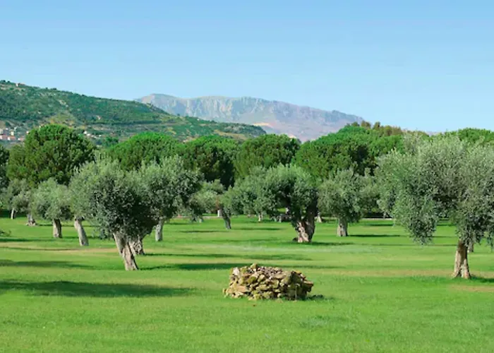 Mclub Alicudi שאקה