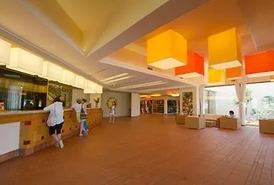 Mclub Alicudi מלון 4*