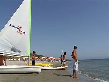 Mclub Alicudi מלון שאקה