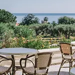 Mclub Alicudi 4*
